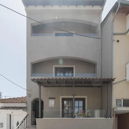 Jo-anna Villa