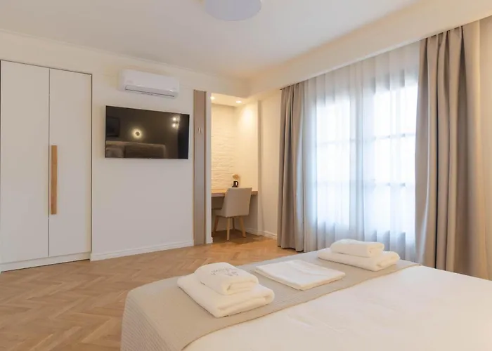 Jo-anna Limenas (Thasos)